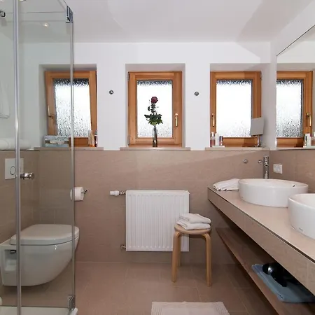 Hirschberg Apartment