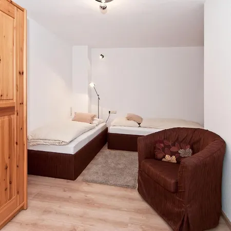Hirschberg Apartment